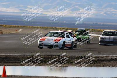 media/Nov-16-2025-CalClub SCCA (Sun) [[2975c16dfc]]/Group 6/Turn 1/
